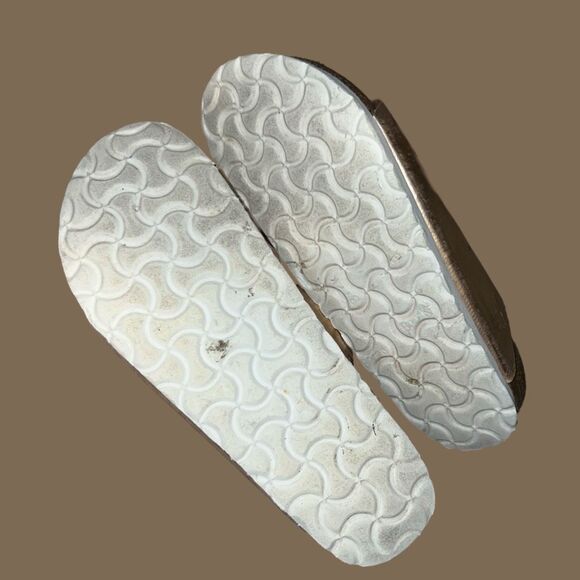 Birkenstock Arizona Soft Footbed Metallic Rose Gold 37 US 6.5 Narrow Sandals - Picture 3 of 5